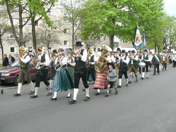 Festzug, Marschier- und Triangelübung