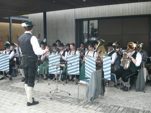 Unterhaltungskonzert am Festplatz